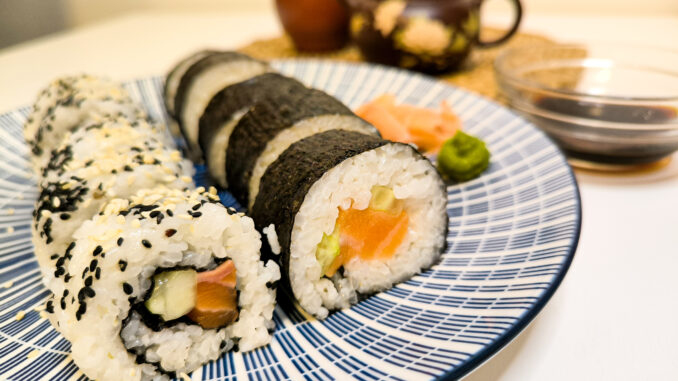 Domácí příprava sushi maki